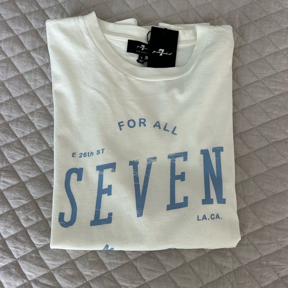 7 For All Mankind Men's Cream and Blue Tee - Picture 1 of 3